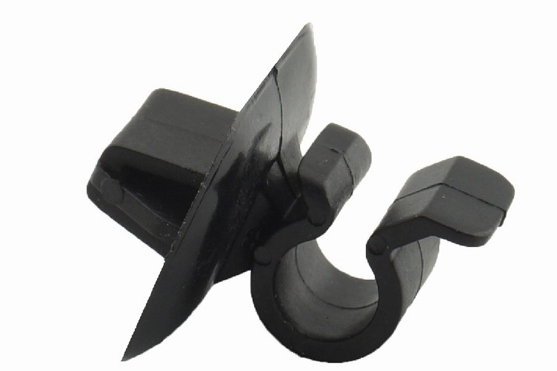 Клипса упора капота