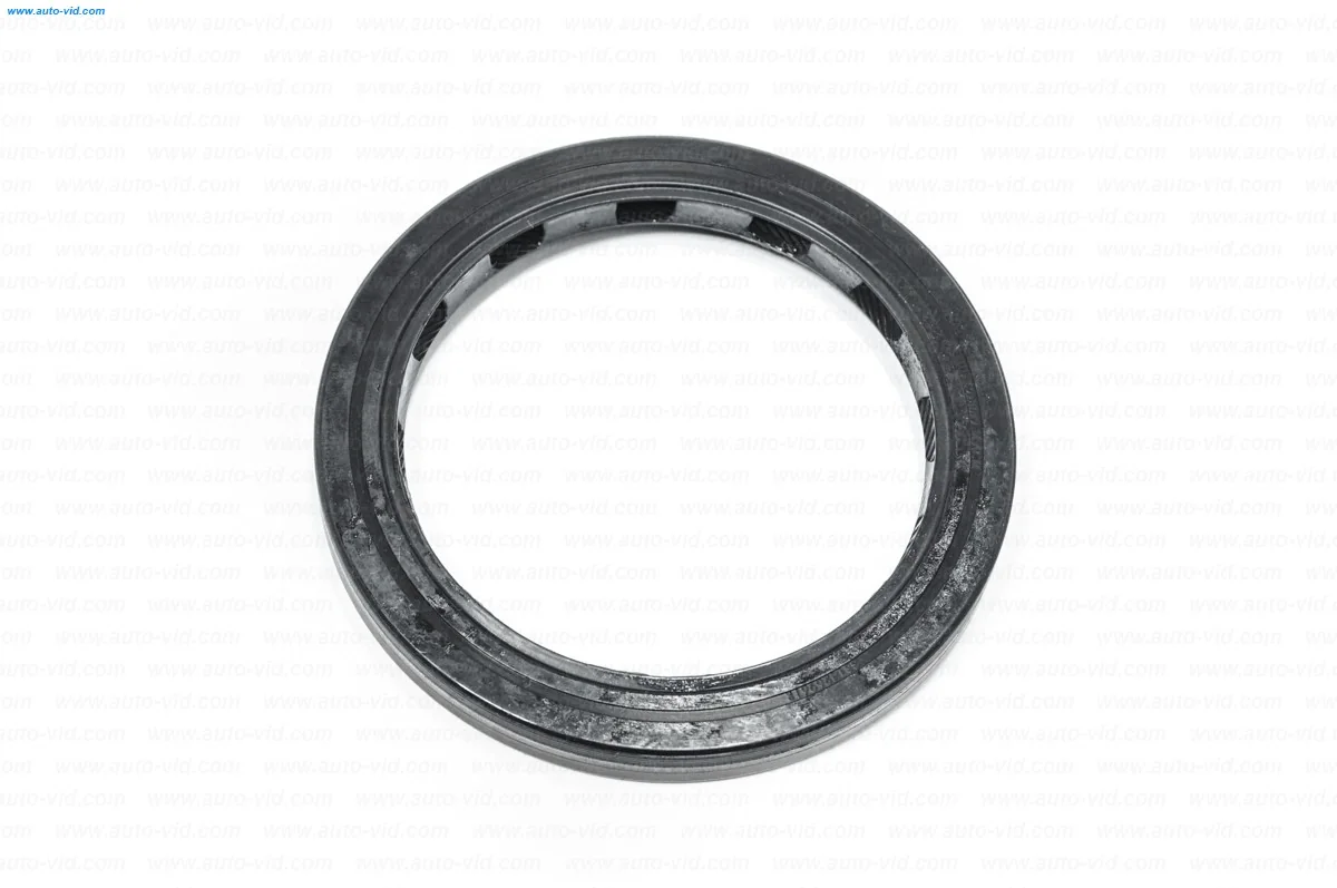 Сальник привода правый Дастер  4WD внешний